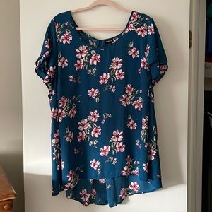 Torrid flower blouse, size 3